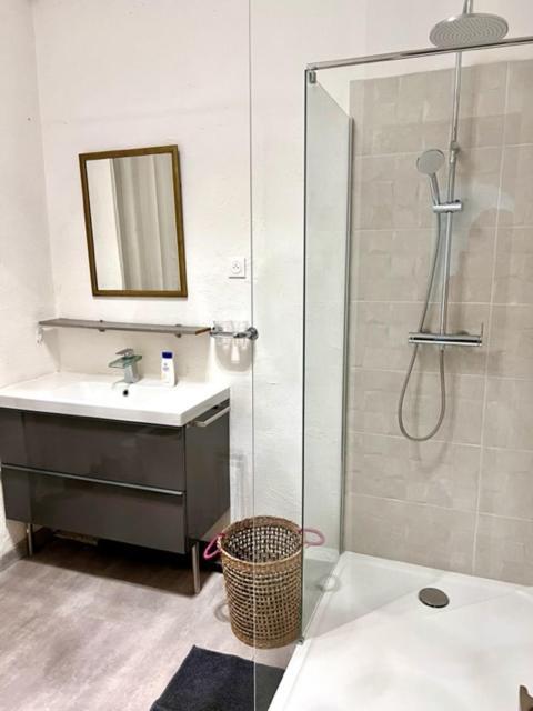 Hancy Apartment